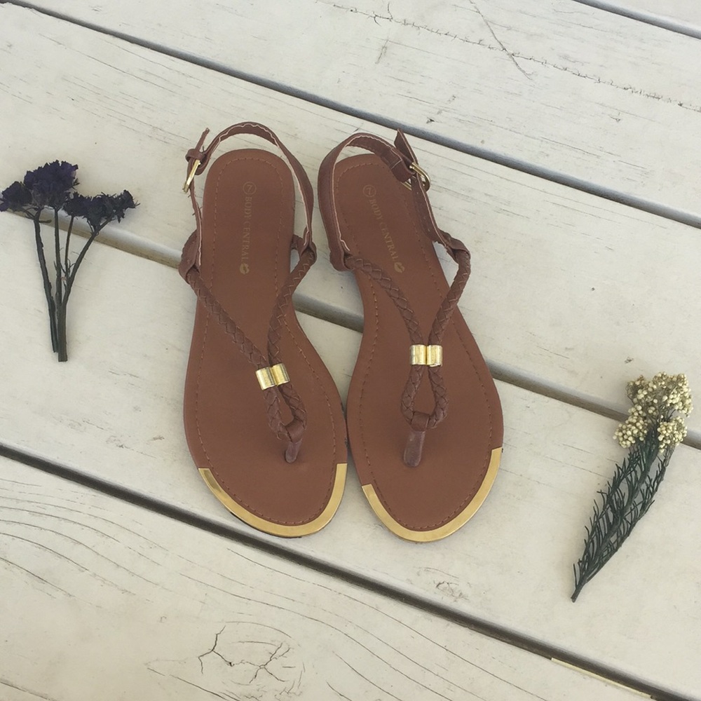 Body Central brown and gold sandals 👡